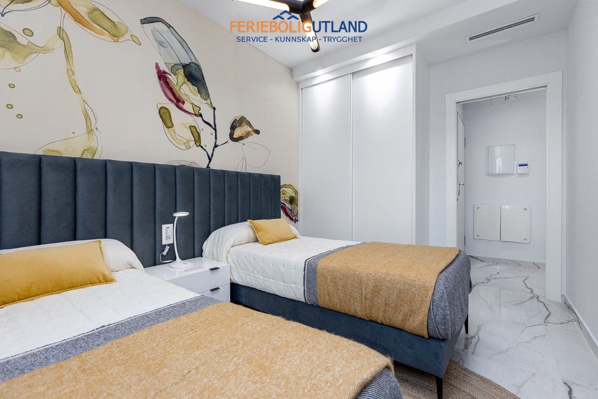 2 slaapkamer Penthouse te koop in Ciudad Quesada met zwembad - € 289.000 (Ref: 10007072)