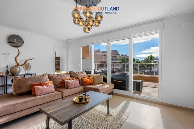 3 soveværelse Lejlighed til salg i Villamartin, Orihuela med swimmingpool garage - € 329.900 (Ref: 10007074)