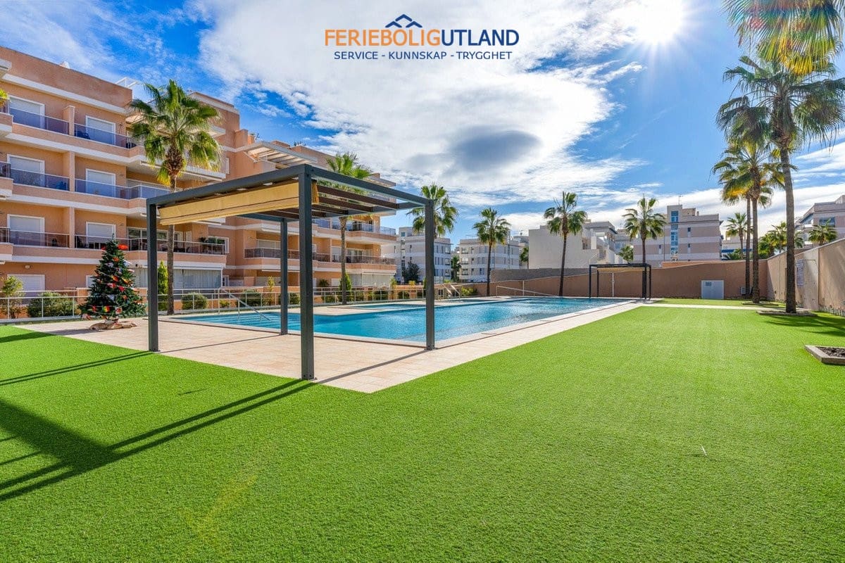 3 soveværelse Lejlighed til salg i Villamartin med swimmingpool garage - € 329.900 (Ref: 10007074)