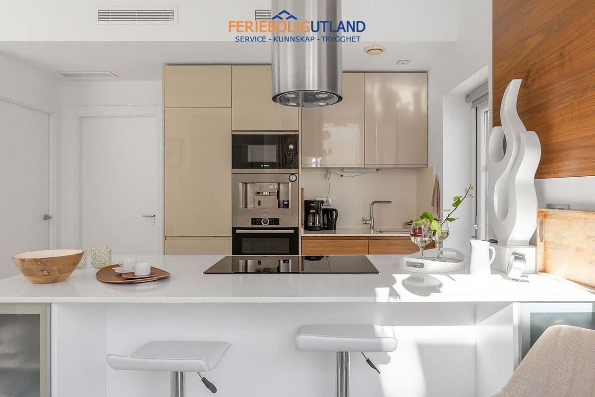 3 soverom Villa til salgs i Ciudad Quesada med svømmebasseng garasje - € 449 000 (Ref: 10007082)
