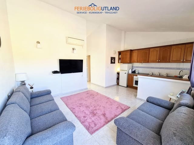 2 soverom Leilighet til salgs i Villamartin, Orihuela med svømmebasseng garasje - € 129 000 (Ref: 10009839)