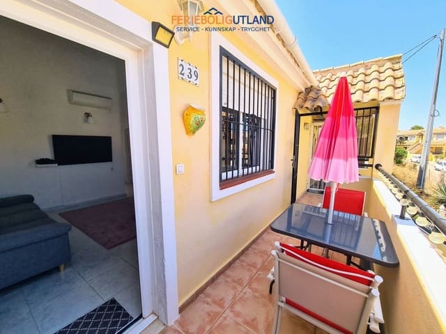 2 soverom Leilighet til salgs i Villamartin, Orihuela med svømmebasseng garasje - € 129 000 (Ref: 10009839)