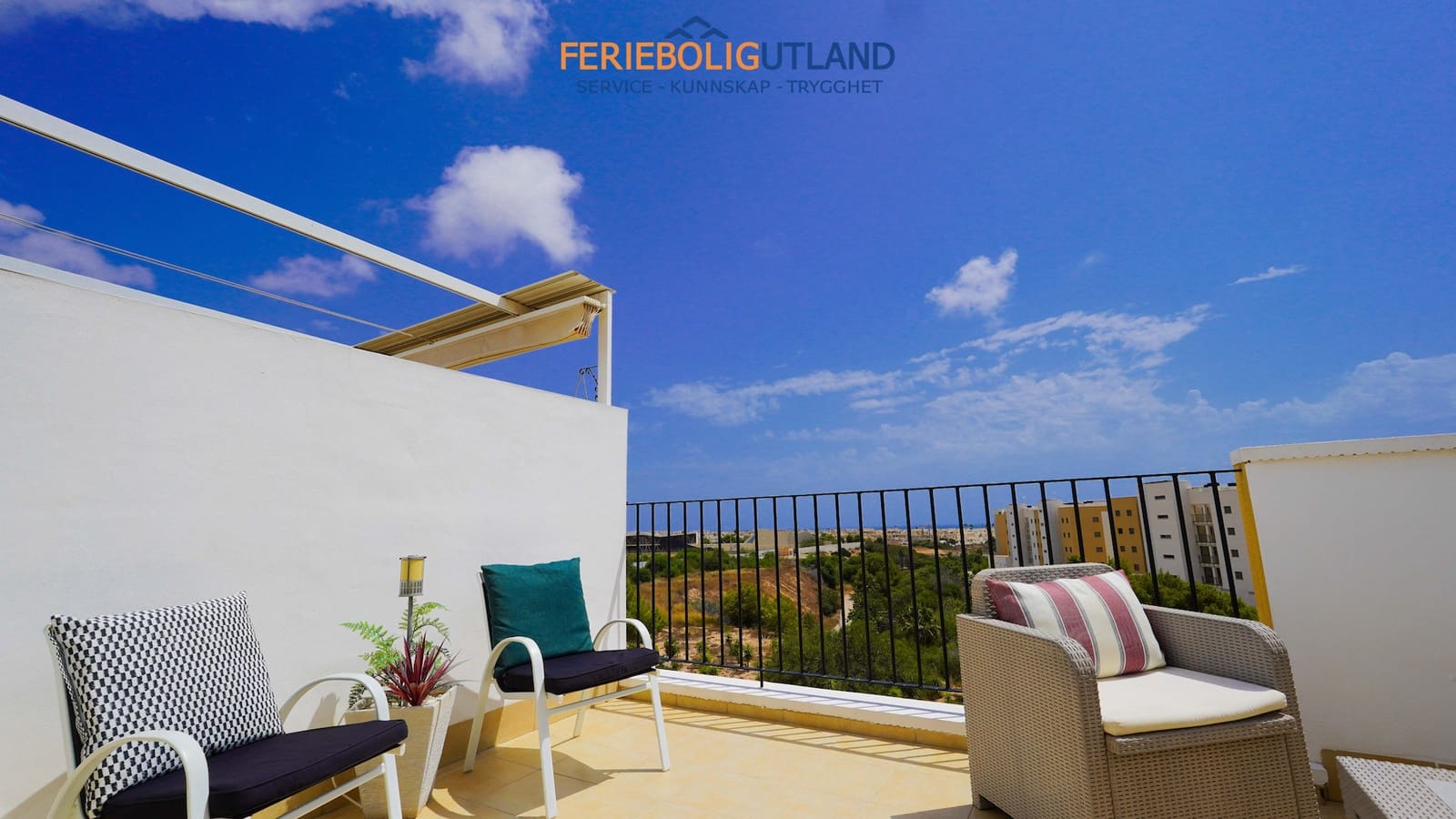3 sovrum Hus till salu i Villamartin med pool - 285 000 € (Ref: 10009840)