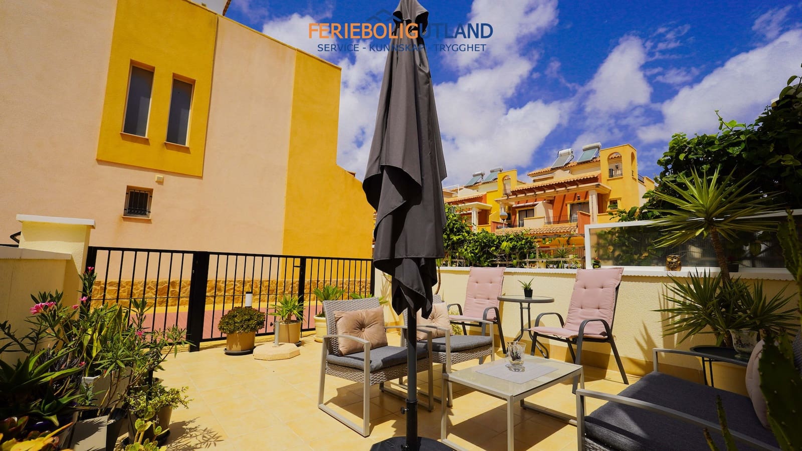 3 sovrum Hus till salu i Villamartin med pool - 285 000 € (Ref: 10009840)