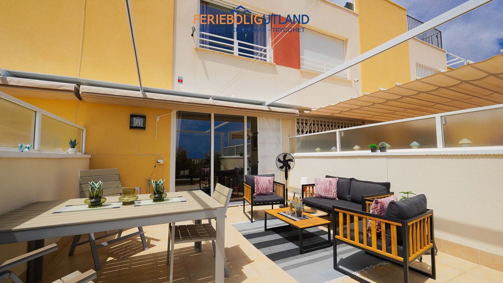 3 sovrum Hus till salu i Villamartin med pool - 285 000 € (Ref: 10009840)