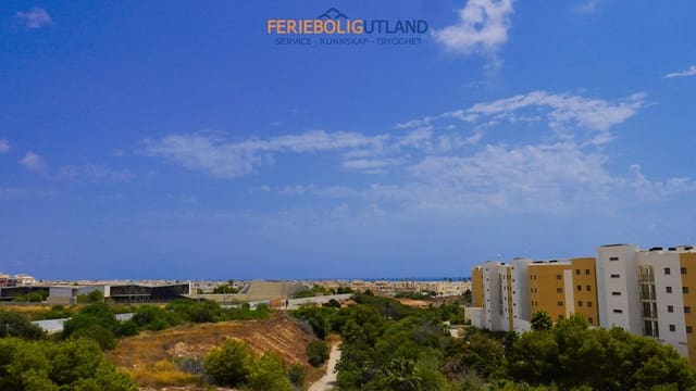 3 sovrum Hus till salu i Villamartin, Orihuela med pool - 285 000 € (Ref: 10009840)