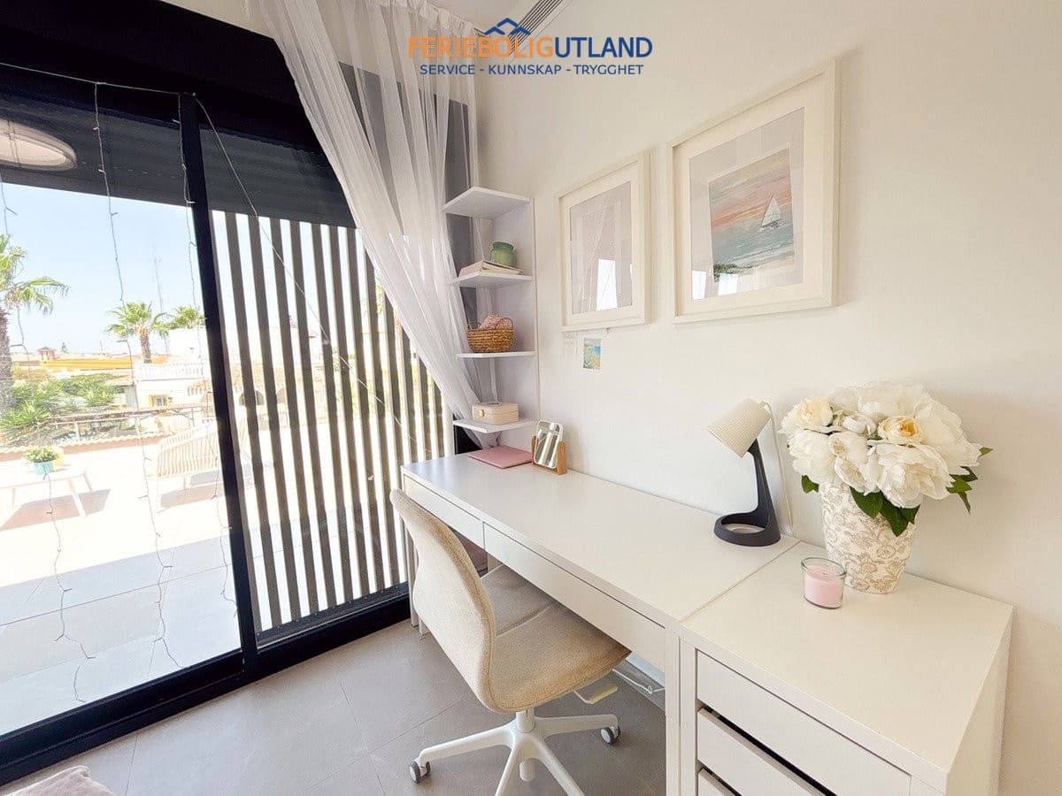 3 chambre Villa/Maison à vendre à Cabo Roig avec piscine garage - 749 000 € (Ref: 10011921)