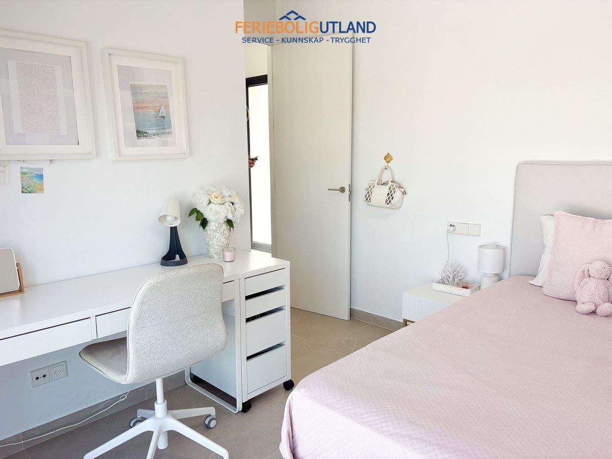 3 chambre Villa/Maison à vendre à Cabo Roig avec piscine garage - 749 000 € (Ref: 10011921)