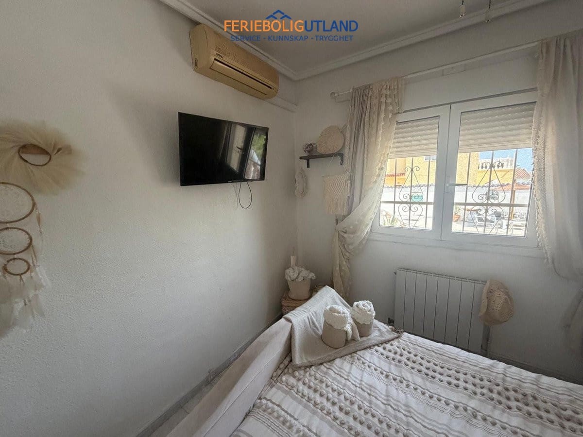 4 slaapkamer Villa te koop in Ciudad Quesada met zwembad garage - € 475.000 (Ref: 10011922)