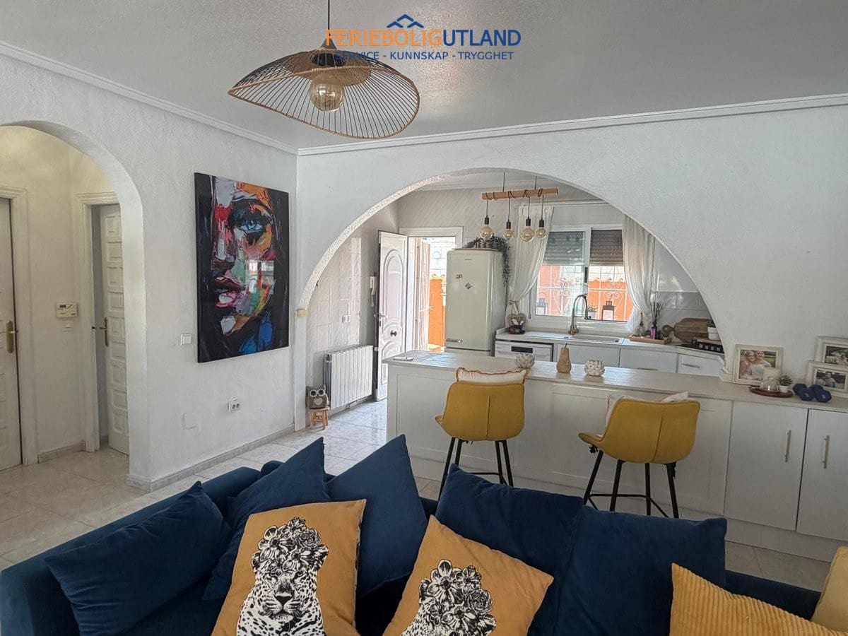 4 slaapkamer Villa te koop in Ciudad Quesada met zwembad garage - € 475.000 (Ref: 10011922)