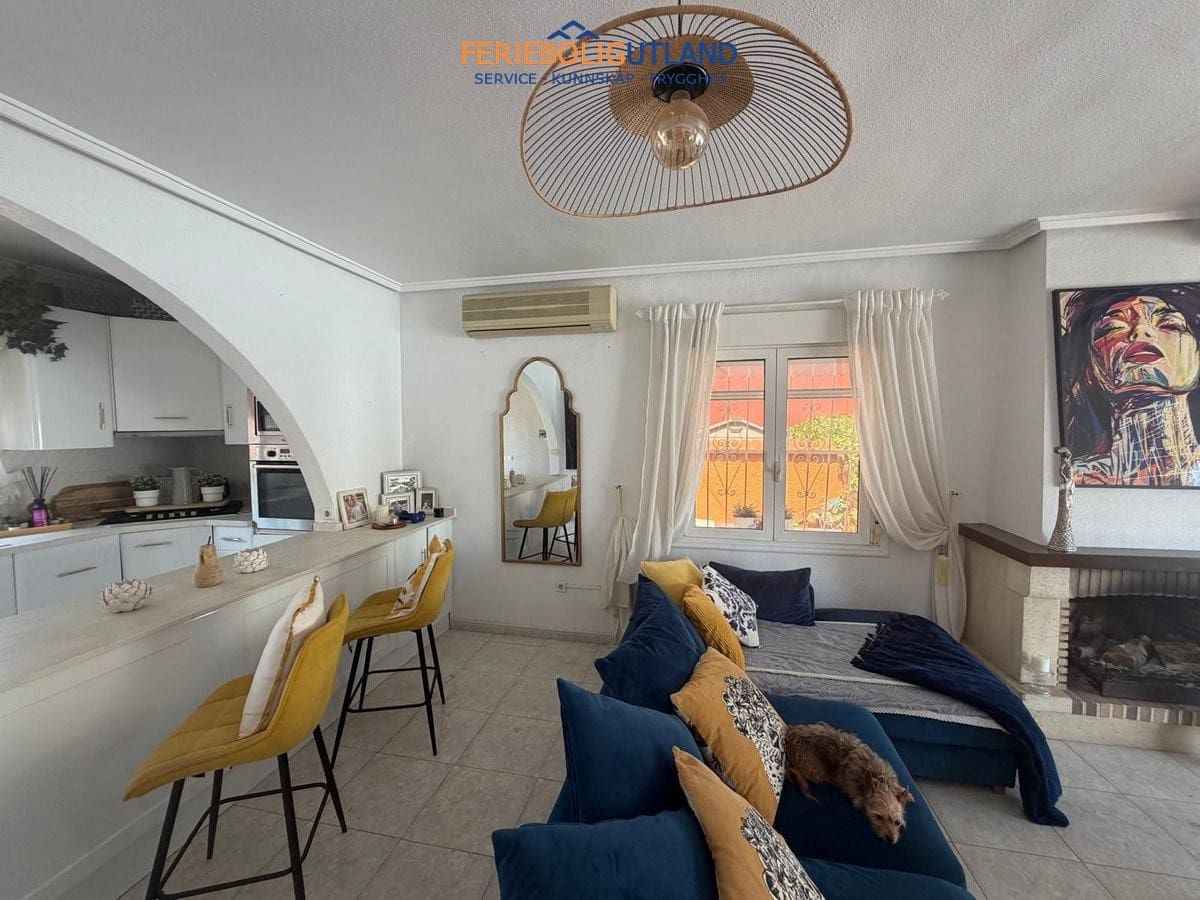 4 slaapkamer Villa te koop in Ciudad Quesada met zwembad garage - € 475.000 (Ref: 10011922)