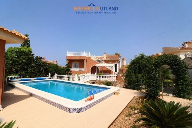 Chalet de 3 habitaciones en Ciudad Quesada, Rojales en venta con piscina garaje - 394.950 € (Ref: 10011925)