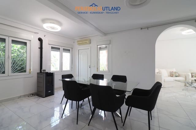 Chalet de 3 habitaciones en Ciudad Quesada, Rojales en venta con piscina garaje - 394.950 € (Ref: 10011925)