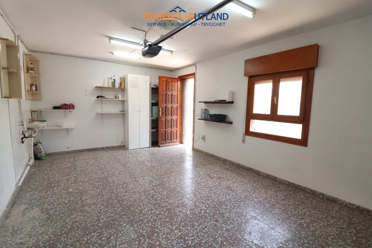 Chalet de 3 habitaciones en Ciudad Quesada en venta con piscina garaje - 394.950 € (Ref: 10011925)