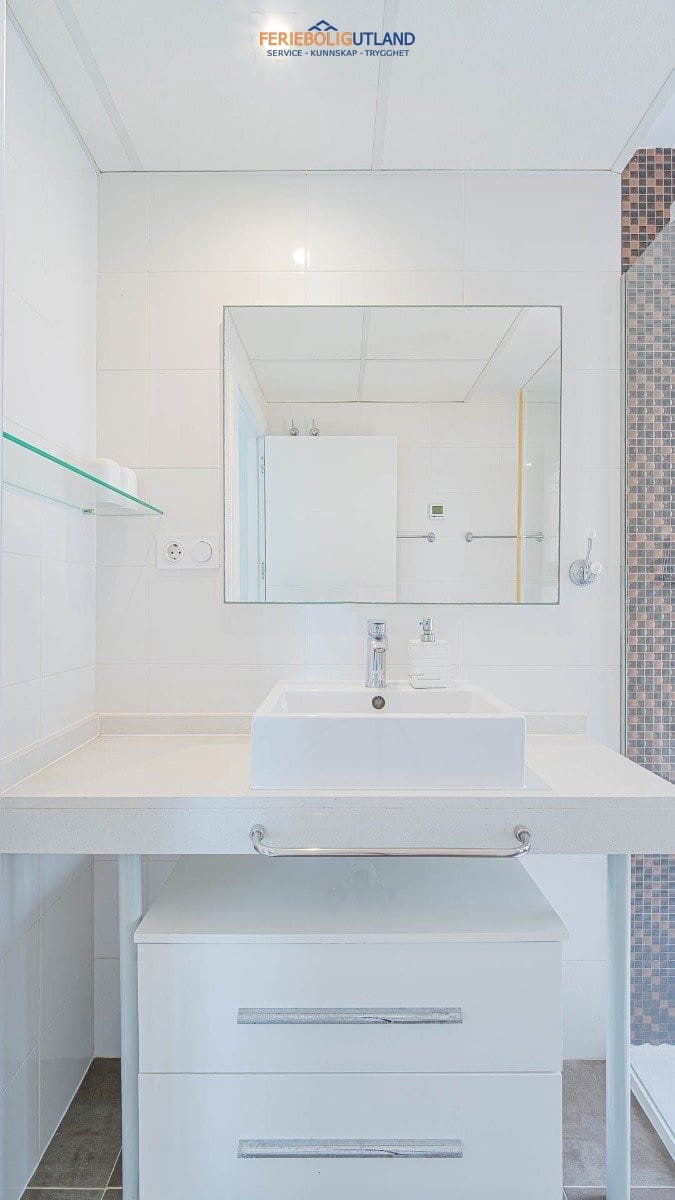 2 bedroom Apartment for sale in Punta Prima with pool - € 450,000 (Ref: 10012248)