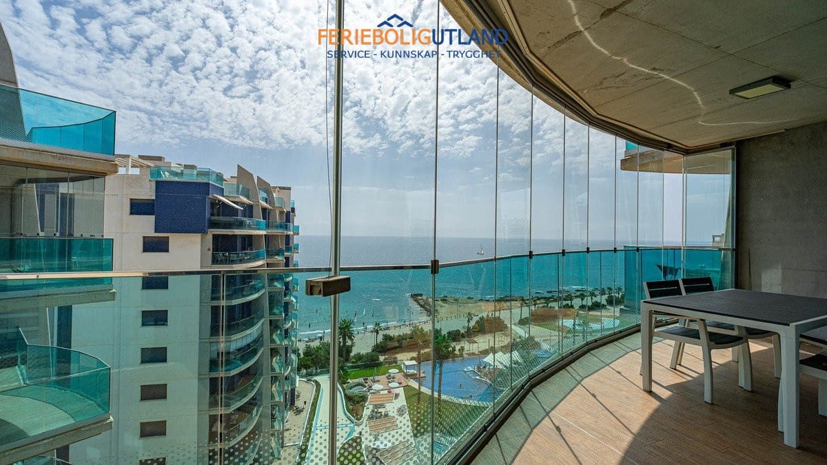 2 bedroom Apartment for sale in Punta Prima with pool - € 450,000 (Ref: 10012248)