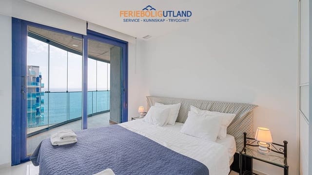 2 bedroom Apartment for sale in Punta Prima, Torrevieja with pool - € 450,000 (Ref: 10012248)