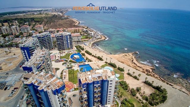 2 bedroom Apartment for sale in Punta Prima, Torrevieja with pool - € 450,000 (Ref: 10012248)