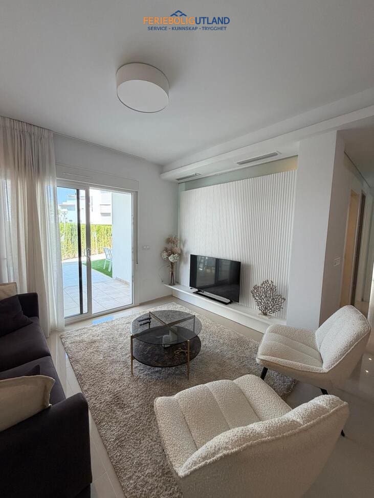 3 makuuhuone Bungalow myytävänä paikassa Ciudad Quesada mukana uima-altaan 
autotalli - 379 000 € (Ref: 10012250)