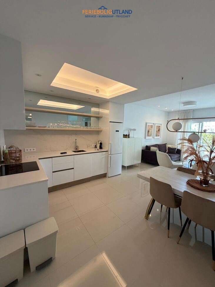 3 makuuhuone Bungalow myytävänä paikassa Ciudad Quesada mukana uima-altaan 
autotalli - 379 000 € (Ref: 10012250)