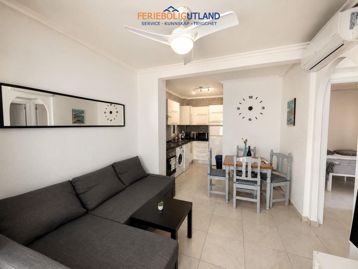 2 Zimmer Bungalow zu verkaufen in Cabo Roig mit Pool Garage - 225.000 € (Ref: 10012252)