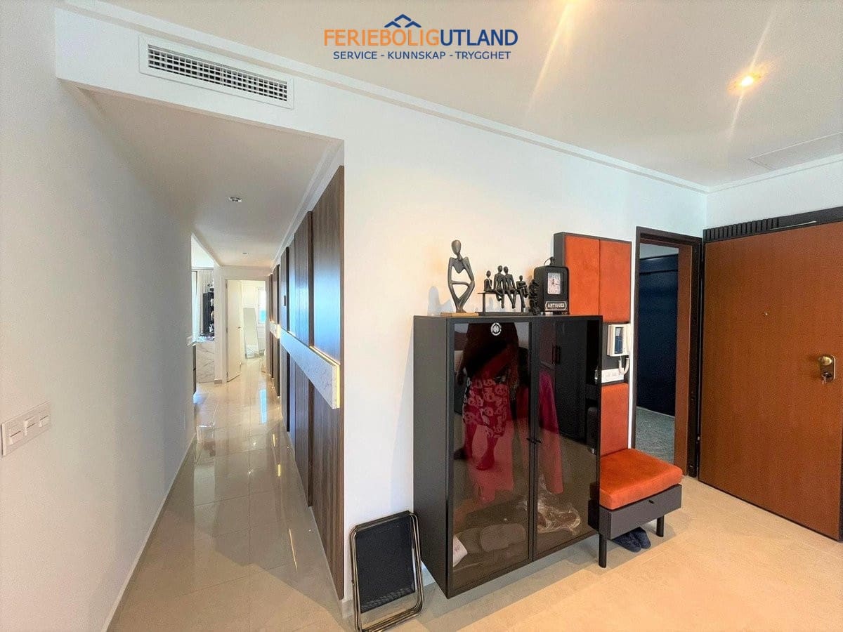 3 bedroom Penthouse for sale in La Manga del Mar Menor with pool garage - € 525,000 (Ref: 10012254)