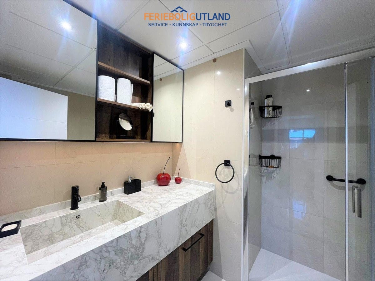 3 bedroom Penthouse for sale in La Manga del Mar Menor with pool garage - € 525,000 (Ref: 10012254)