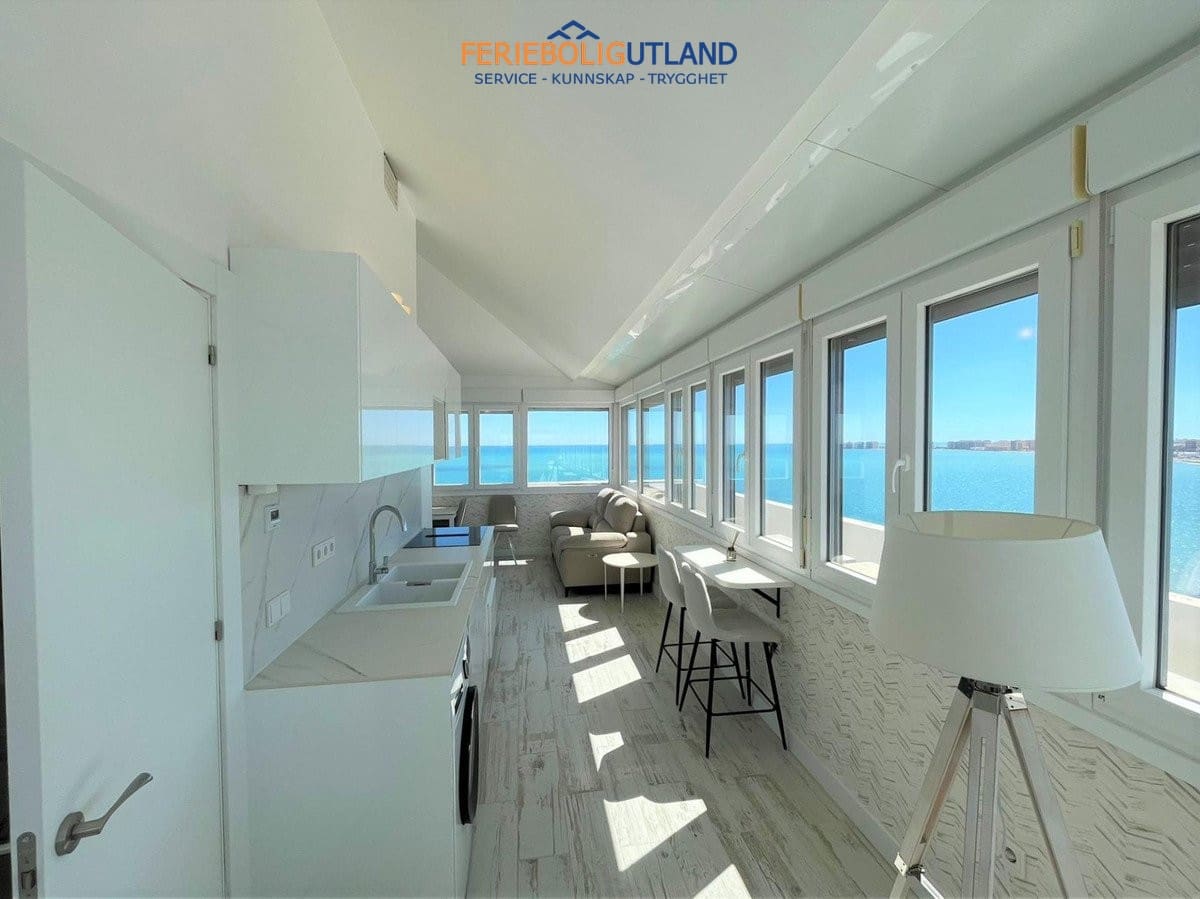 3 bedroom Penthouse for sale in La Manga del Mar Menor with pool garage - € 525,000 (Ref: 10012254)