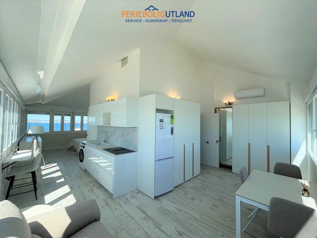 3 bedroom Penthouse for sale in La Manga del Mar Menor with pool garage - € 525,000 (Ref: 10012254)