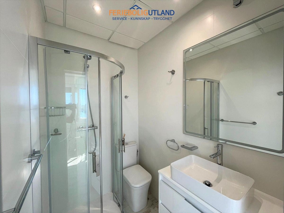 3 bedroom Penthouse for sale in La Manga del Mar Menor with pool garage - € 525,000 (Ref: 10012254)
