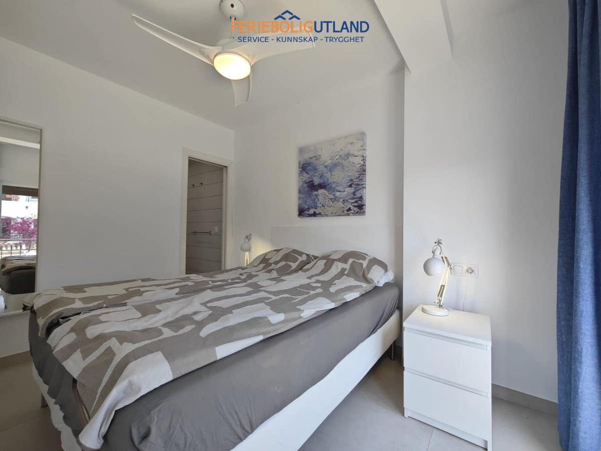 3 chambre Appartement à vendre à Cabo Roig avec piscine - 310 000 € (Ref: 10012255)