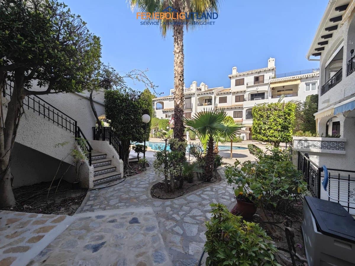 3 chambre Appartement à vendre à Cabo Roig avec piscine - 310 000 € (Ref: 10012255)