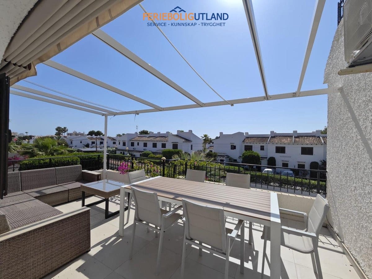 3 chambre Appartement à vendre à Cabo Roig avec piscine - 310 000 € (Ref: 10012255)