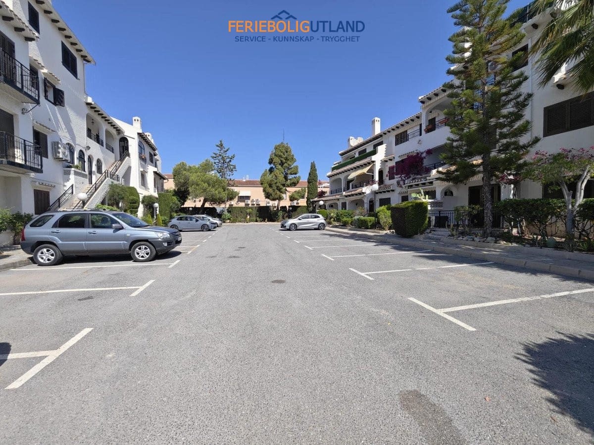 3 chambre Appartement à vendre à Cabo Roig avec piscine - 310 000 € (Ref: 10012255)