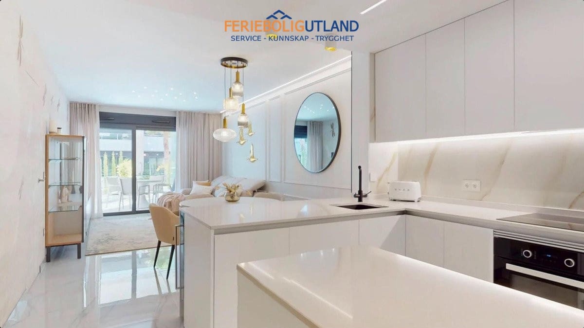 2 bedroom Apartment for sale in Playa Flamenca with pool garage - € 550,000 (Ref: 10012256)