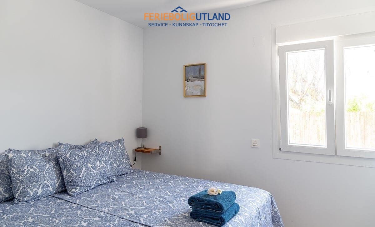3 bedroom Villa for sale in Playa Flamenca with pool garage - € 940,000 (Ref: 10012257)