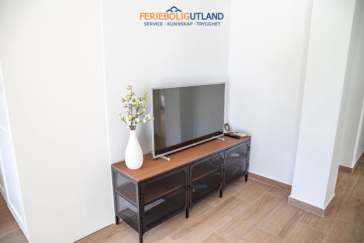 3 bedroom Villa for sale in Playa Flamenca with pool garage - € 940,000 (Ref: 10012257)