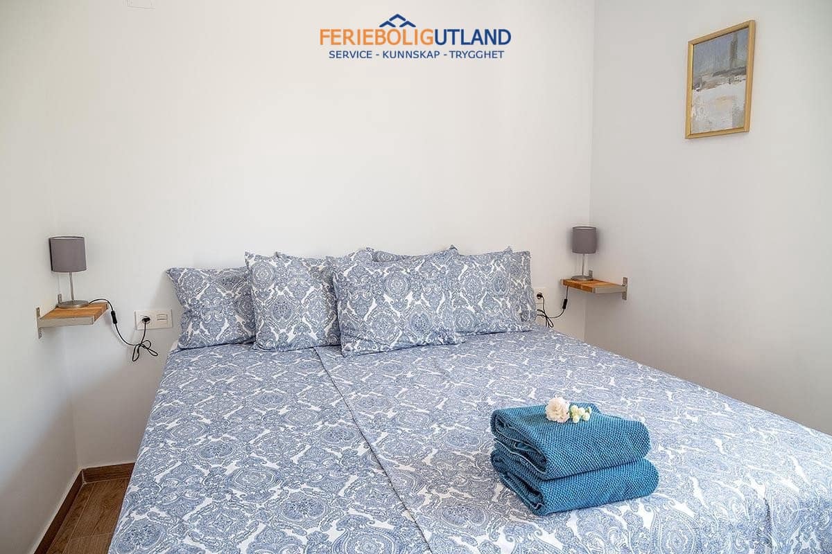 3 bedroom Villa for sale in Playa Flamenca with pool garage - € 940,000 (Ref: 10012257)