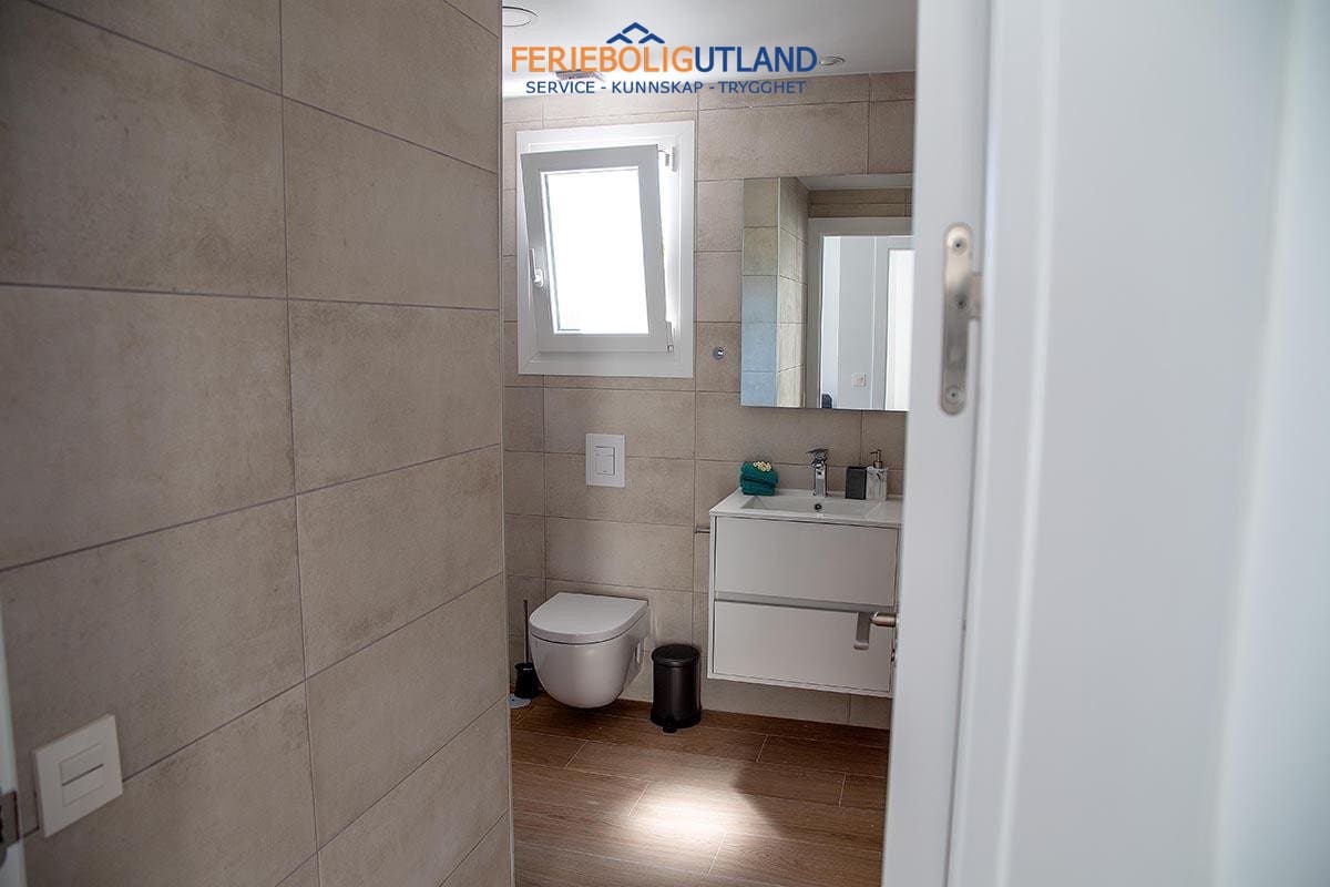 3 bedroom Villa for sale in Playa Flamenca with pool garage - € 940,000 (Ref: 10012257)