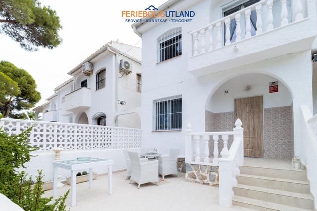 3 slaapkamer Huis te koop in La Zenia, Orihuela met garage - € 348.000 (Ref: 10012258)