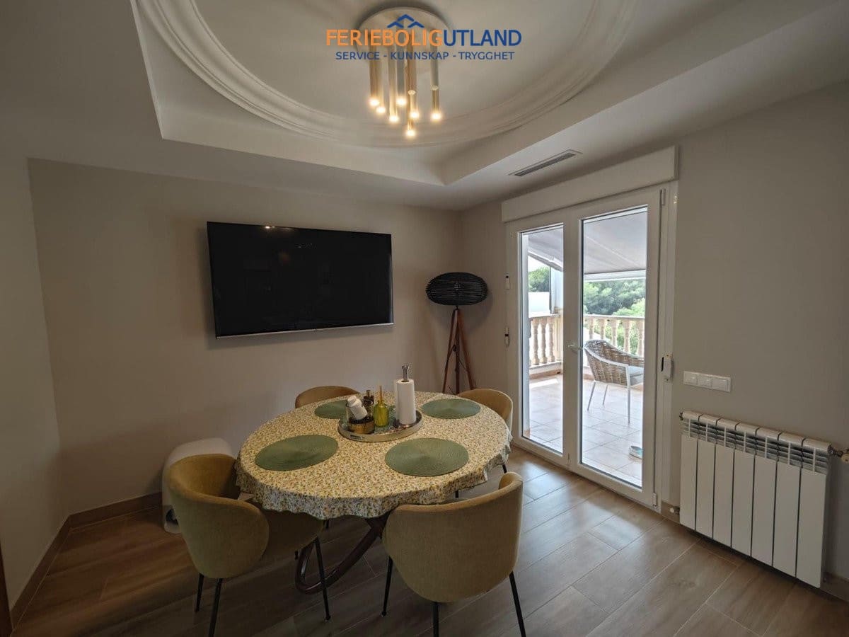 4 Zimmer Villa zu verkaufen in Campoamor mit Pool Garage - 1.225.000 € (Ref: 10012260)