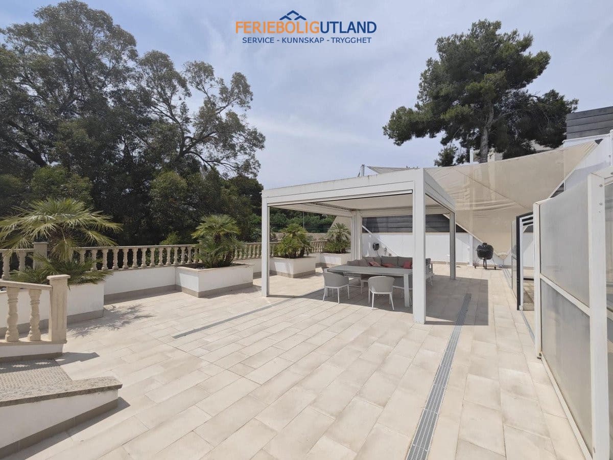 4 Zimmer Villa zu verkaufen in Campoamor mit Pool Garage - 1.225.000 € (Ref: 10012260)