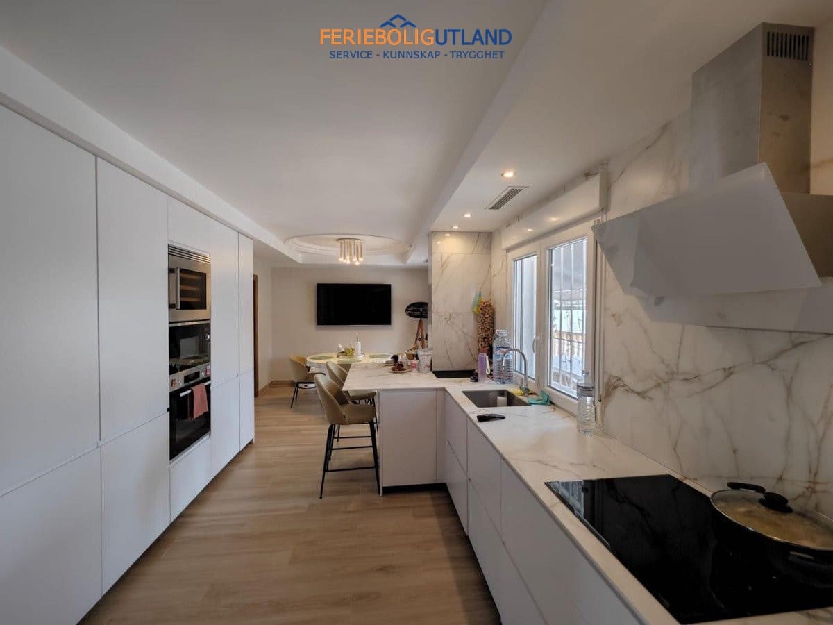 4 Zimmer Villa zu verkaufen in Campoamor mit Pool Garage - 1.225.000 € (Ref: 10012260)