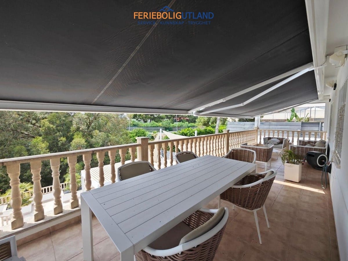 4 Zimmer Villa zu verkaufen in Campoamor mit Pool Garage - 1.225.000 € (Ref: 10012260)