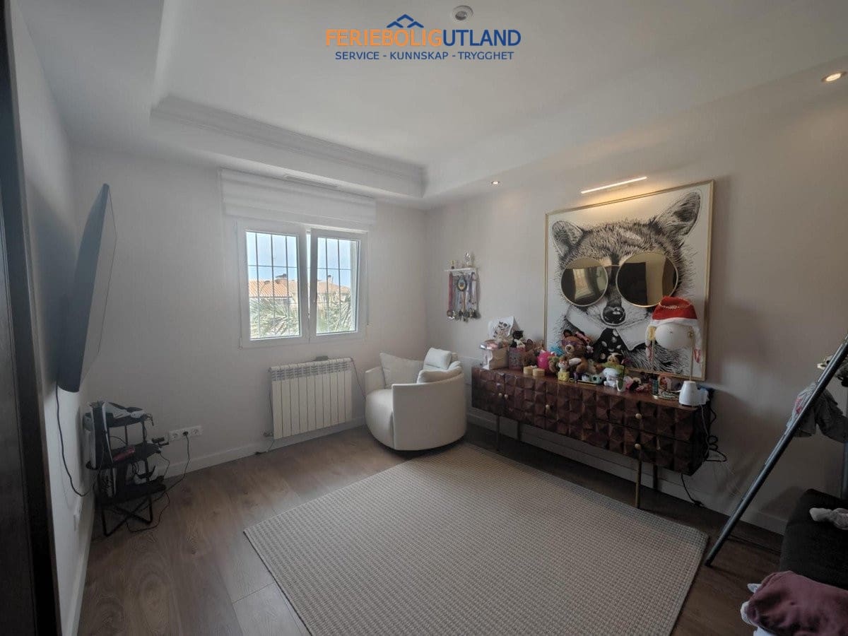 4 Zimmer Villa zu verkaufen in Campoamor mit Pool Garage - 1.225.000 € (Ref: 10012260)