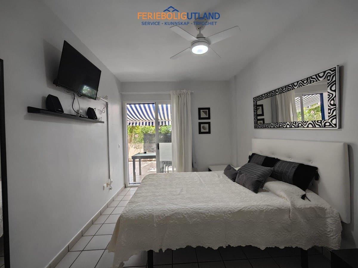 1 bedroom Apartment for sale in Playa Flamenca with pool garage - € 189,000 (Ref: 10012261)