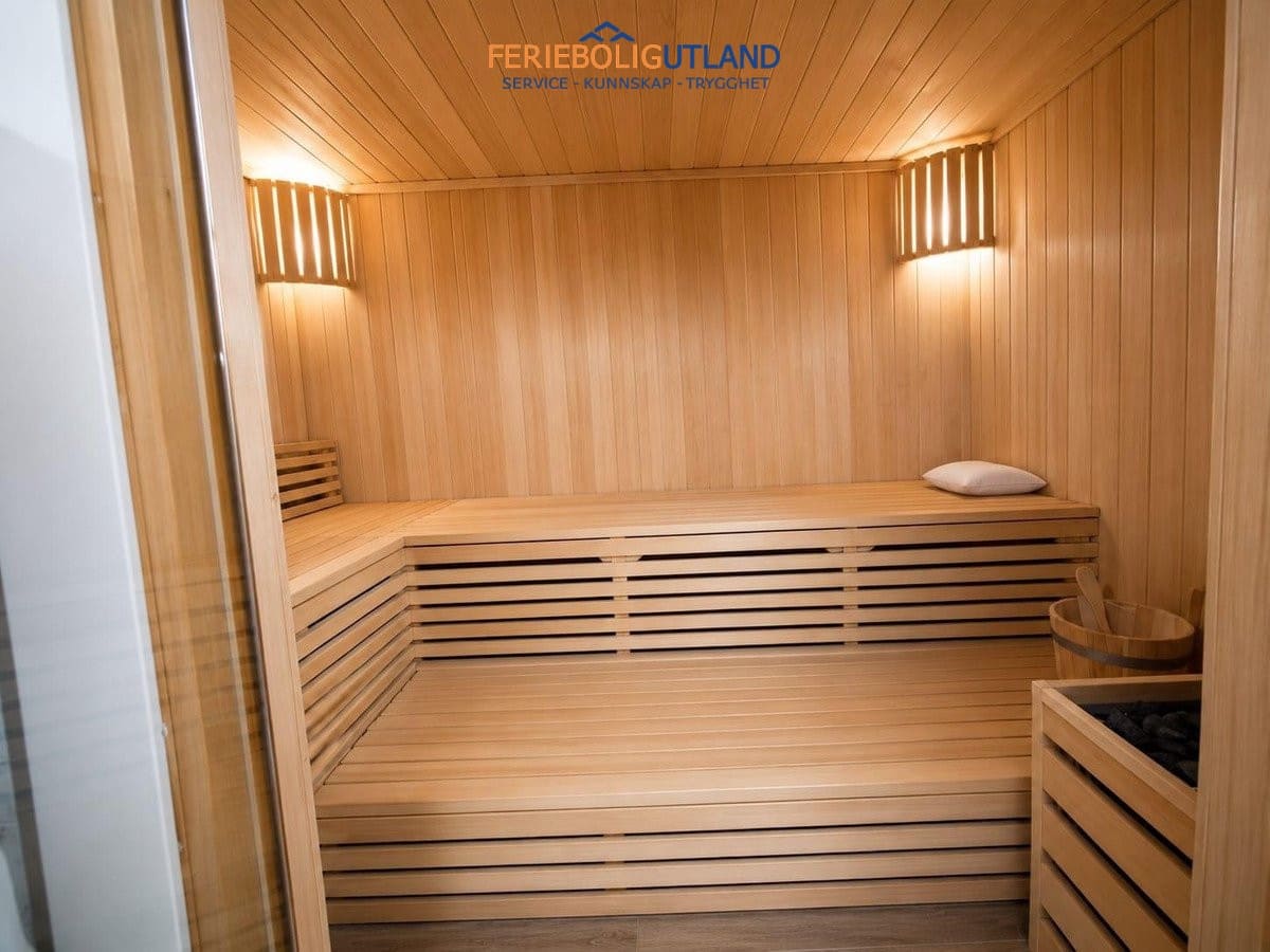 5 quarto Moradia para venda em La Zenia com piscina - 900 000 € (Ref: 10012263)