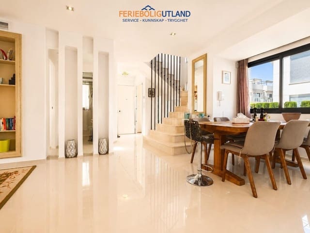 5 quarto Moradia para venda em La Zenia, Orihuela com piscina - 900 000 € (Ref: 10012263)