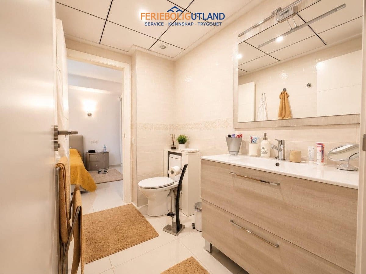 5 quarto Moradia para venda em La Zenia com piscina - 900 000 € (Ref: 10012263)