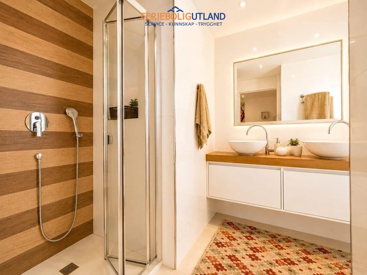 5 quarto Moradia para venda em La Zenia com piscina - 900 000 € (Ref: 10012263)